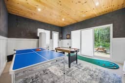 Peaceful|Spacious| Lakes Region Retreat