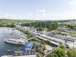 Weirs Beach Getaway | Walk to Lake + Shops | Winni