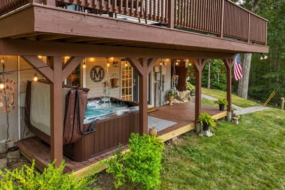 Sunset Lake | Hot Tub + Game Room | Dog Friendly - Image 1