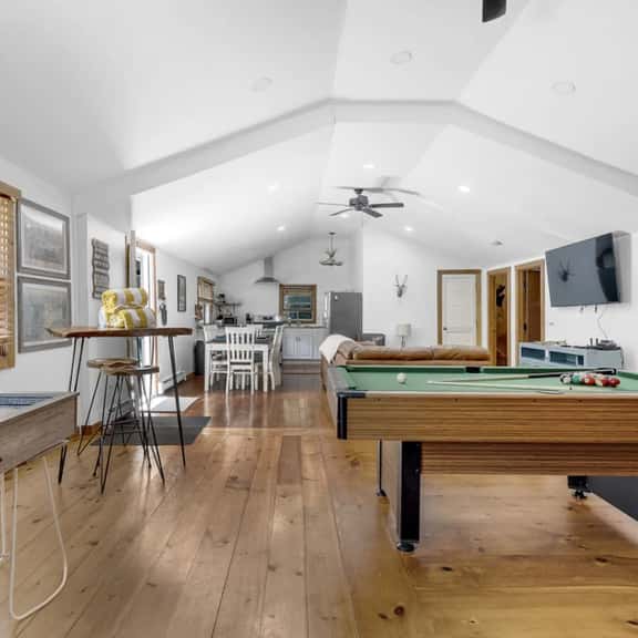Game Room Retreat | Fire Pit | Winnipesaukee - Image 1
