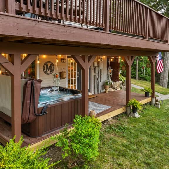 Sunset Lake | Hot Tub + Game Room | Dog Friendly - Image 1