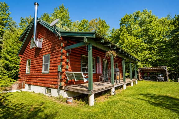 Off-Grid Cabin | Peaceful | Peakaboo Mountain View