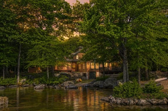 Luxury Lakefront Retreat | Dock & Boathouse
