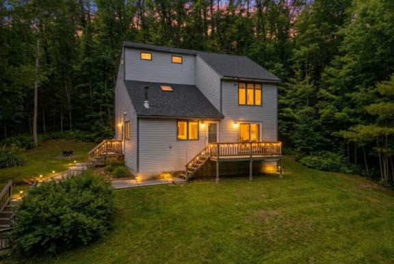 Mountain Retreat with Pool Table & Hot Tub Access - Image 1